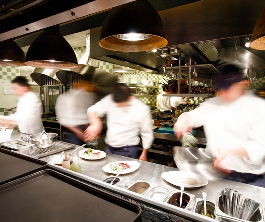 Guía de Equipos Esenciales para Restaurantes